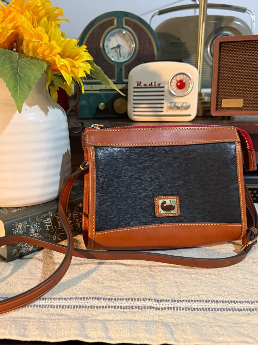 NWT Dooney & Bourke Black Leather Zip Crossbody Bag
